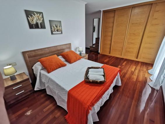 Апартаменты Apartamento Carrera Кальдас-де-Рейес Экстерьер фото