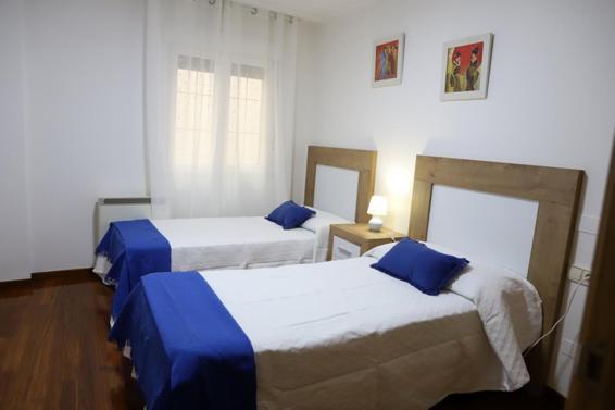 Апартаменты Apartamento Carrera Кальдас-де-Рейес Экстерьер фото